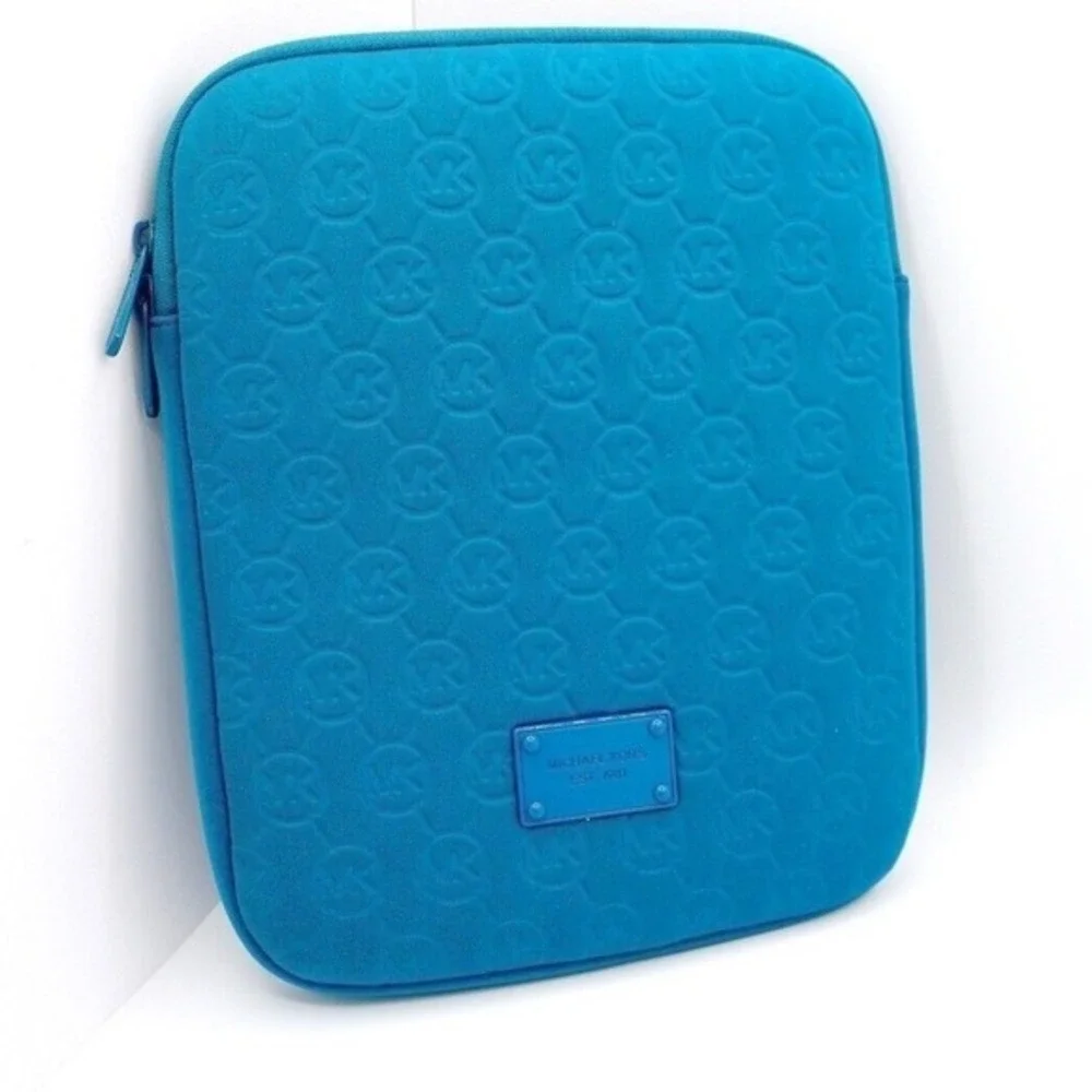 Michael‎ Kors Blue Neoprene Tablet Sleeve Embossed MK Logo Zip Case Tech 37-10